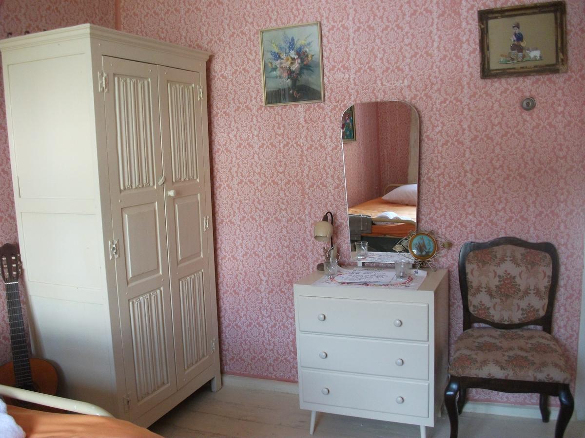 Hotel The Pink House Polkovnik Serafimovo Zewnętrze zdjęcie