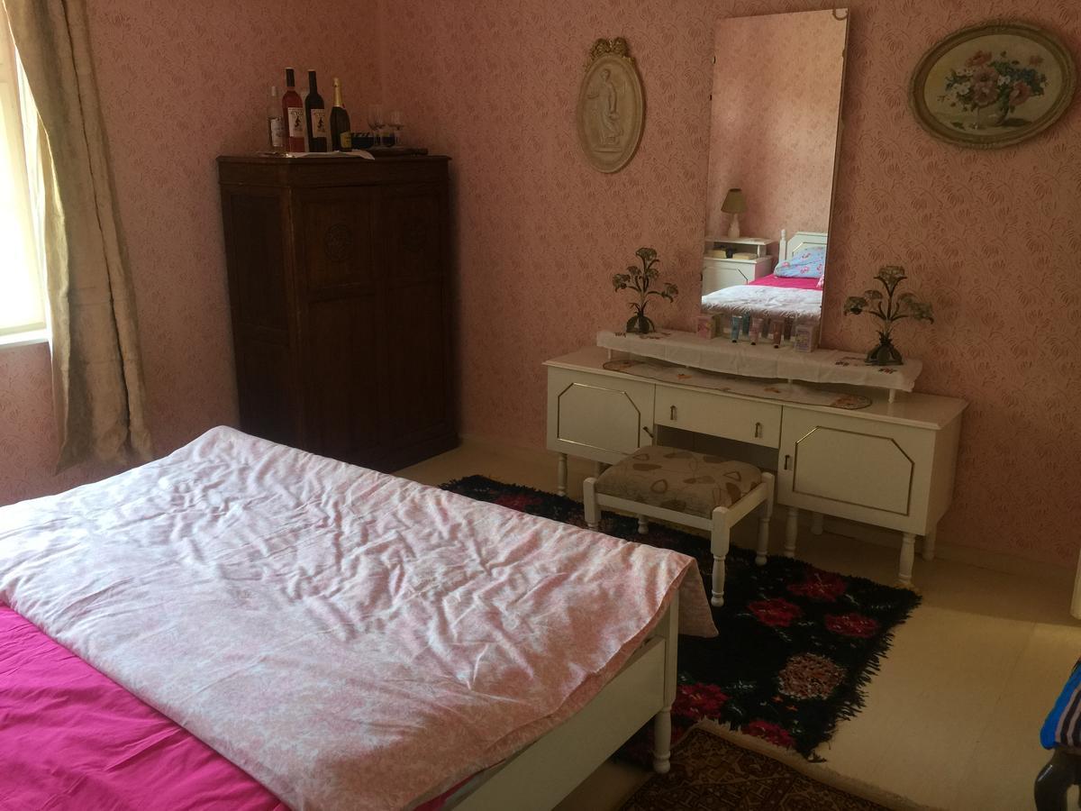 Hotel The Pink House Polkovnik Serafimovo Zewnętrze zdjęcie